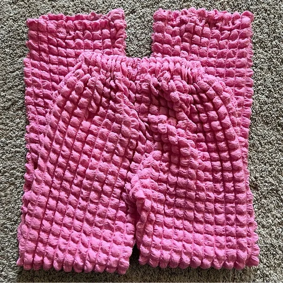 Bailey Rose Vibrant Pink Bubble Texture Puffy Pants - Picture 5 of 12